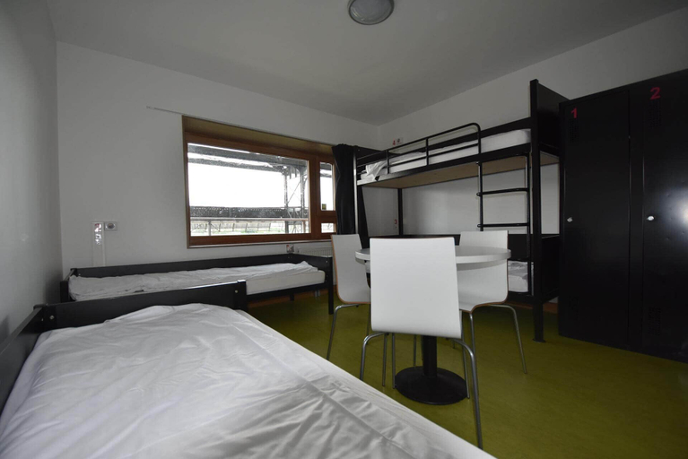Bedroom 3, Auberge de Jeunesse Paris HI Yves Robert, Paris