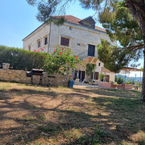 Others 4, Jrane Les Pins, Batroun