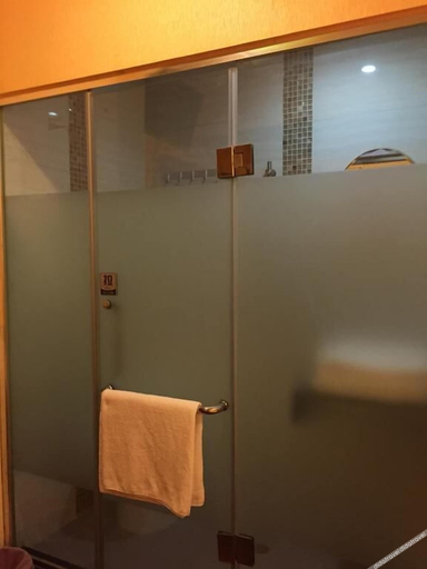 Bathroom 3, Hop Inn On Nathan Road, Kowloon