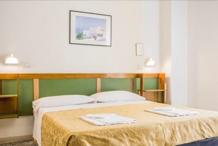 Bedroom 2, Hotel Modenese, Rimini
