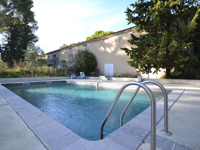 Pool 4, Apartment With Pool Amid Vineyards and Near the Beach, Hérault