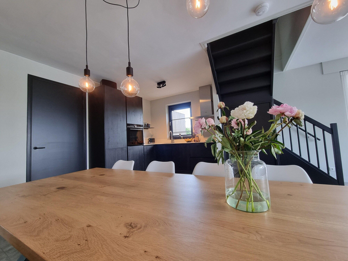 Dining 5, Waterfront Villa w/ Jetty, Gaasterlân-Sleat