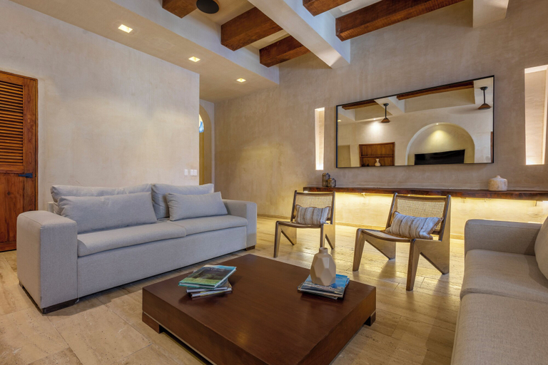 Others 5, Casa Fernández Cartagena, Cartagena de Indias