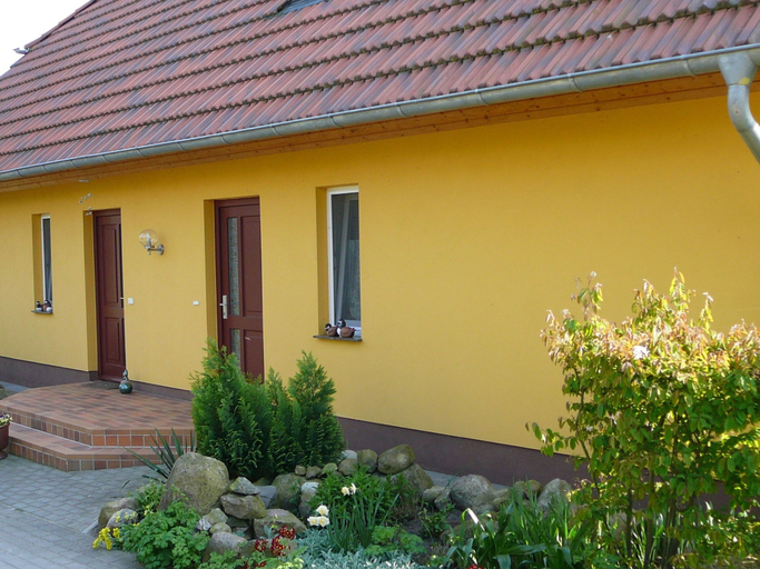 Exterior & Views 2, Spacious Appartment in Wilhelmshof Near Lake, Vorpommern-Greifswald