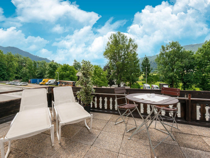 Balcony 5, Property in Kirchbichl, Kufstein