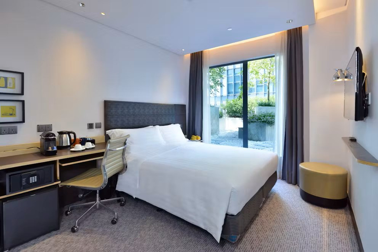 Bedroom 5, Camlux Hotel, Kowloon