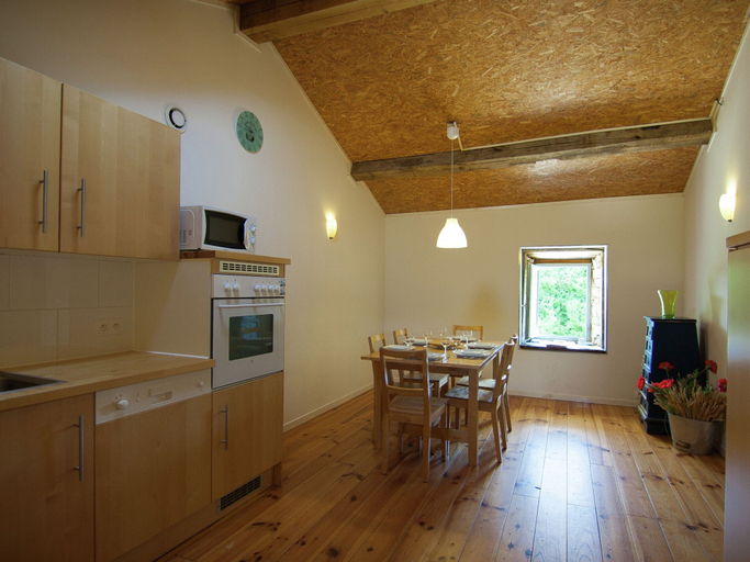 Others 5, Comfortable and Cozy Cottage With Large Terrace, Haute-Vienne