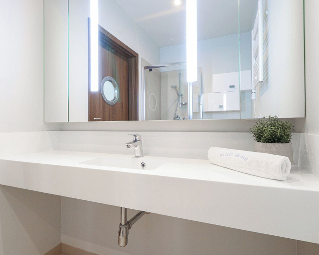 Bathroom 4, Baltic Park Molo by Baltic Home, Świnoujście