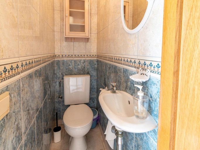 Bathroom 3, La Huche de Raphaelle, Liège
