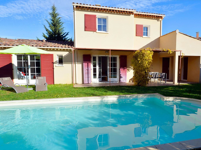 Exterior 2, Luxury Provencal Villa With AC, in Charming Luberon Region, Vaucluse