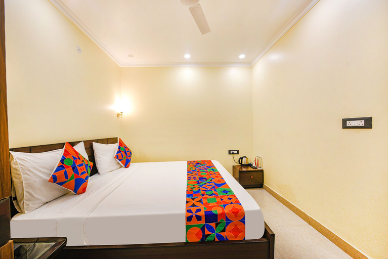 Bedroom 2, Fabhotel Prime Apple Tree Residency, Delhi