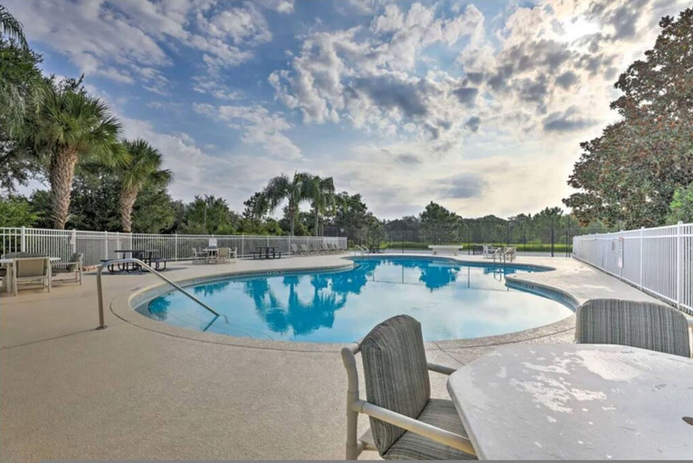 Room 5, Ariel Private Pool Home W Spa, Lake