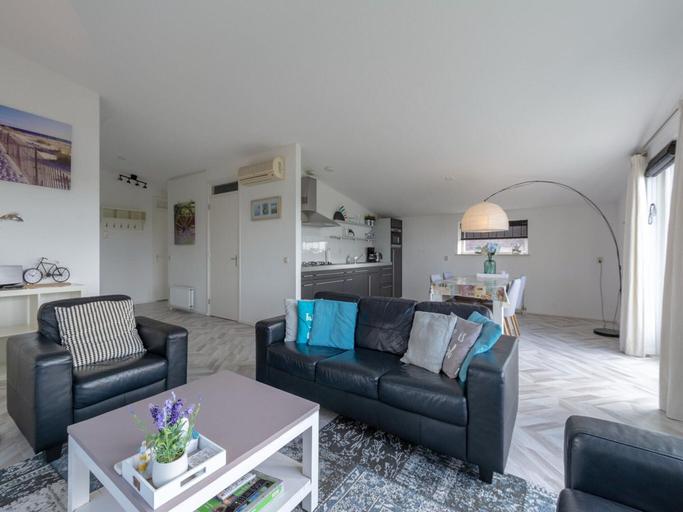 Living room 4, Fantastic Apartment Seaside With Terrace, Zijpe