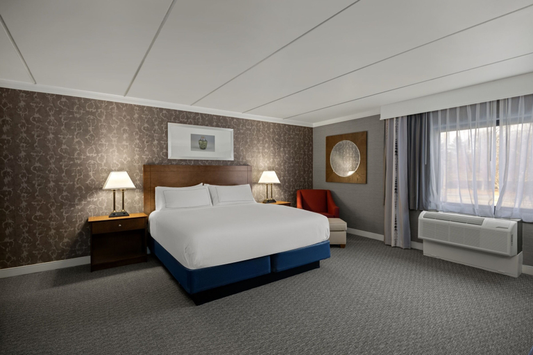 Bedroom 4, Radisson Hotel Corning, Steuben