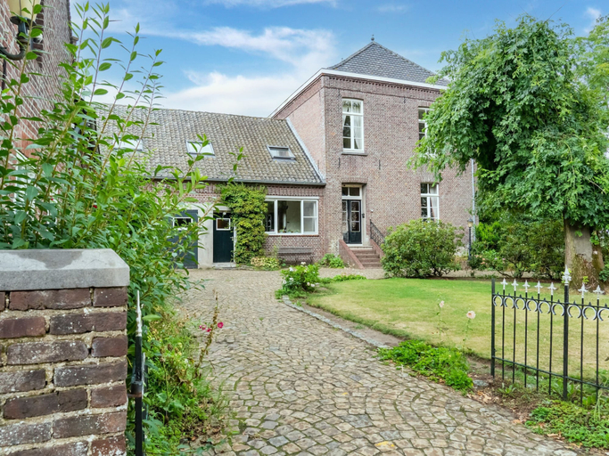 Exterior & Views 1, Spacious Mansion in Swolgen With Garden, Meerlo-Wanssum