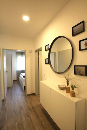 Room 4, Apartment in a Quiet Location in Dornumersiel, Aurich