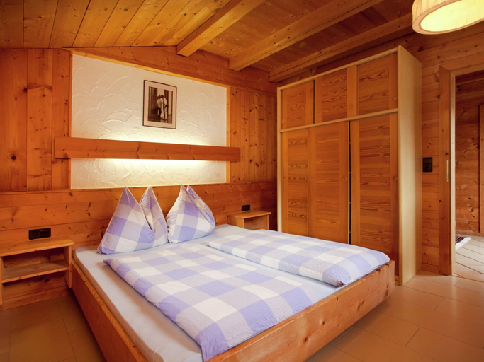 Bedroom 3, Alluring Apartment With Swimming Pool in Waidring Tyrol, Kitzbühel