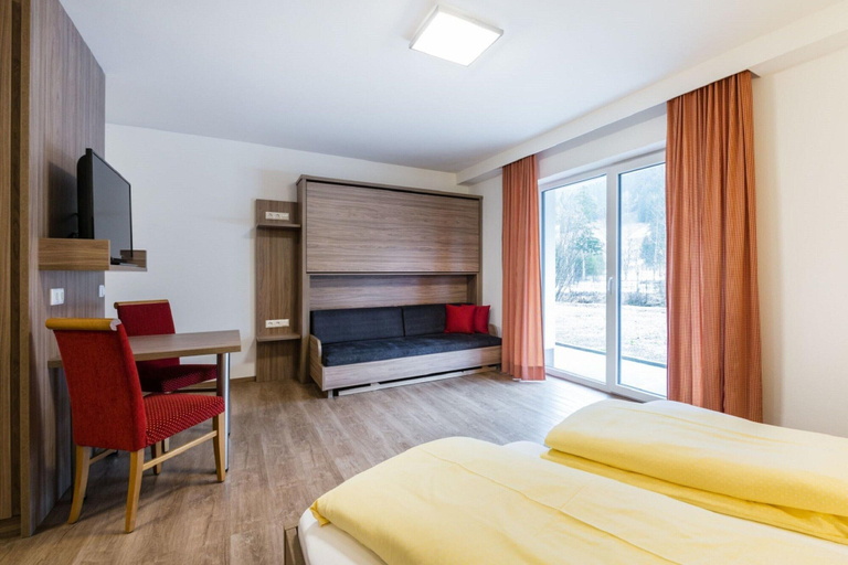 Bedroom 3, Apartment in Kleinarl Near Ski-area With Balcony & Parking, Sankt Johann im Pongau