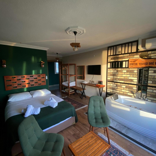 Others 4, Kartal yuvası dag evi otel, Ardeşen