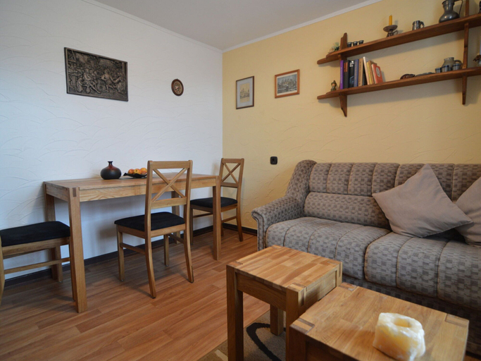 Living room 3, Appealing Apartment in Ittel With Garden, Parking, Bicycles, Trier-Saarburg