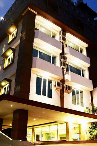 Exterior 22
