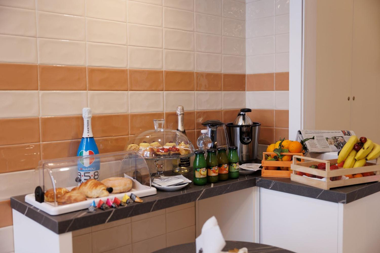 Food & Drinks 5, Maria Maruzzella B&B Luxury Suites, Napoli