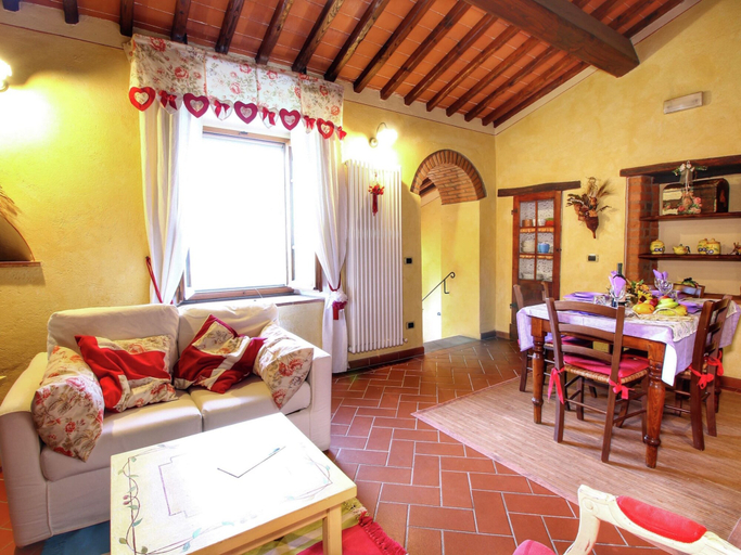 Living room 5, Lovely Farmhouse in Pian di Sco With Barbecue, Arezzo