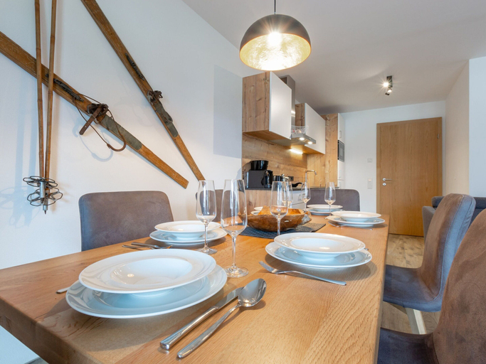 Others 3, Spacious Apartment in Piesendorf With Sauna, Zell am See
