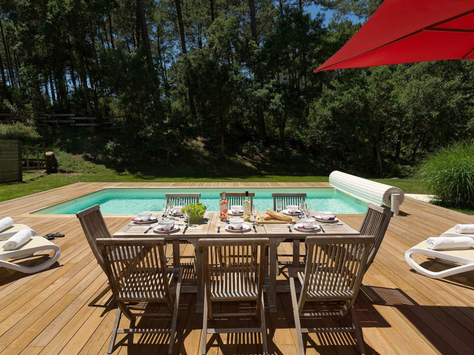 Others 5, Villa With Large Garden Near Etang de Laprade, Landes