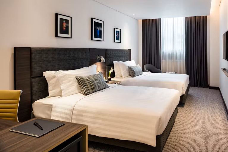 Bedroom 5, Camlux Hotel, Kowloon
