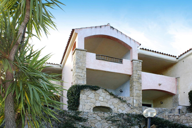 Exterior 5, Apartment in Cannigione Near Sea Beach, Olbia-Tempio