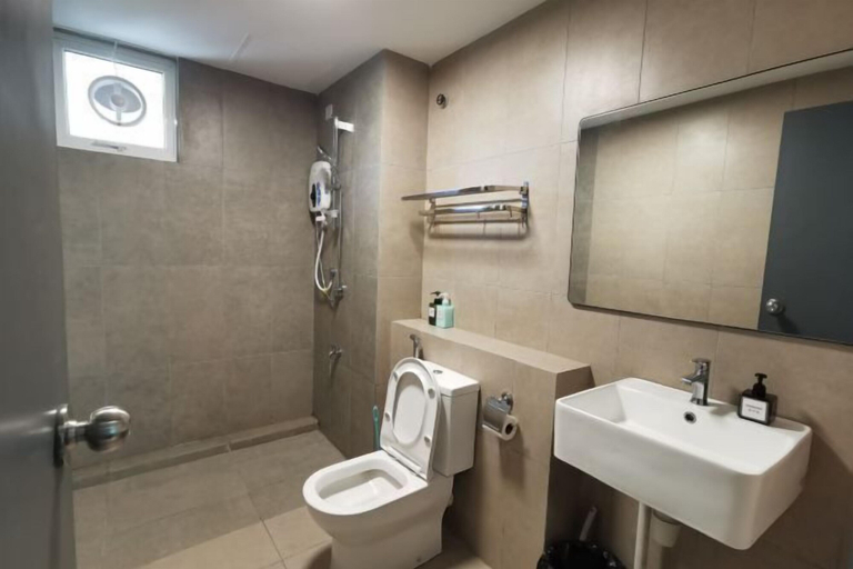 Bathroom, Homexuite Vacation Condo @ Sri Indah, Sandakan