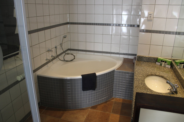 Bathroom 3, The Caledon Hotel & Spa, Overberg