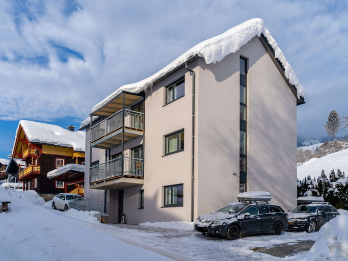 Exterior 4, Large Apartment in Sankt Georgen With Balcony, Zell am See