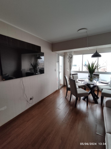 Others 3, Habitaciones, Lima