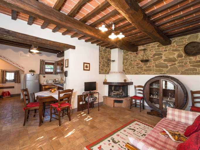 Living room 5, Farmhouse With air Conditioning, Private Terrace and Pool, Perugia