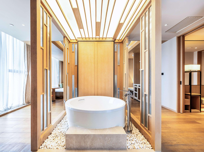 Bathroom 4, Swissôtel Hot Spring Hotel Xi'an Xinxing, Xi'an