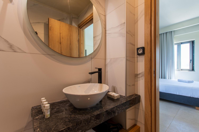Bathroom 5, Malena Hotel, Crete