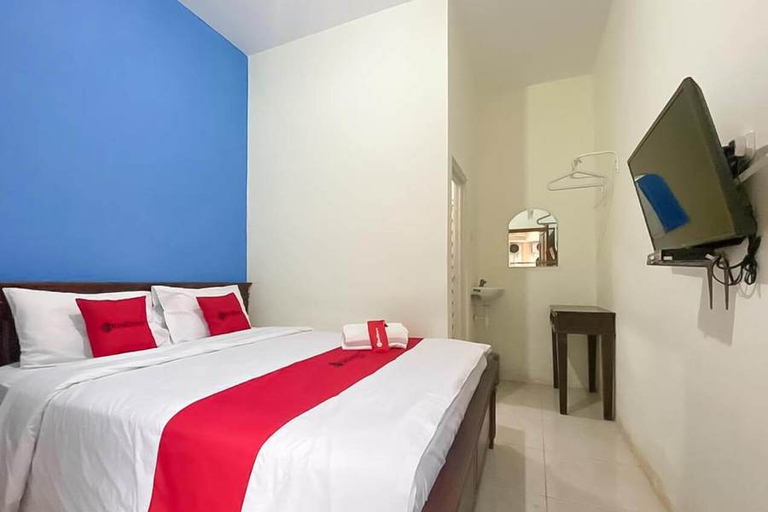 Bedroom 5, RedDoorz Syariah @ Pahlawan Sidoarjo, Sidoarjo