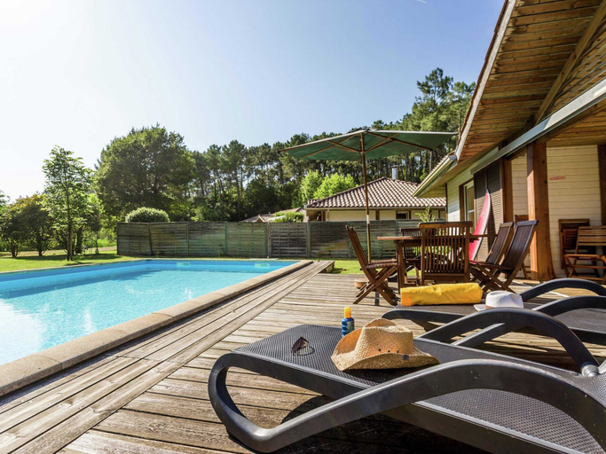 Others 3, Villa With Large Garden Near Etang de Laprade, Landes