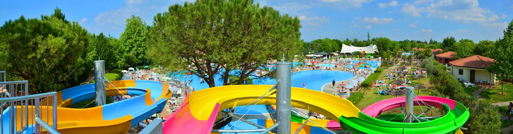 Pool 4, Bungalow in the Bella Italia Holiday Park, Verona