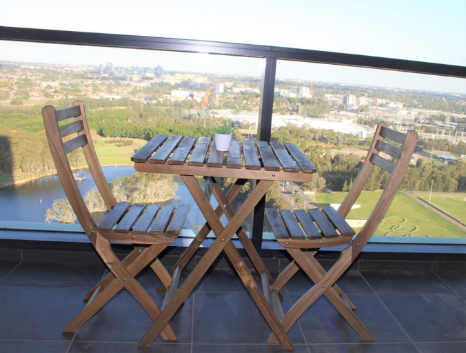 Exterior & Views 4, Modern Apt * City Views * Sydney Olympic Park, Sydney