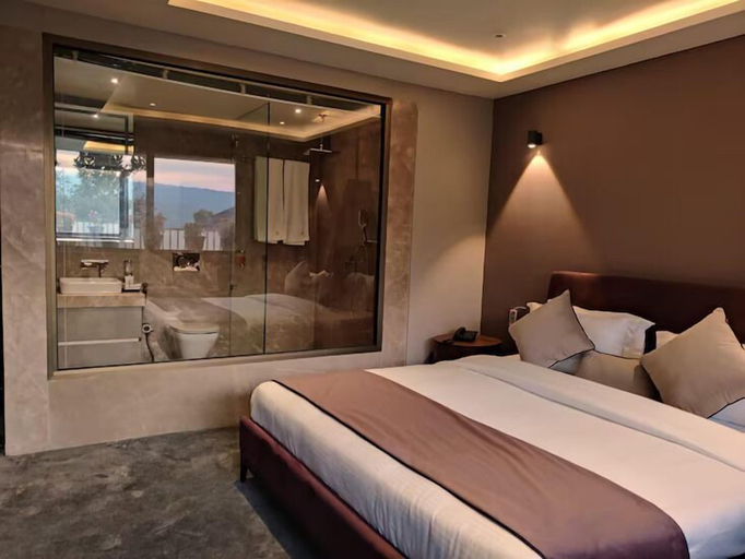 Bedroom 4, Valentia The Exotic Boutique Hotel - Pure Veg, Satara