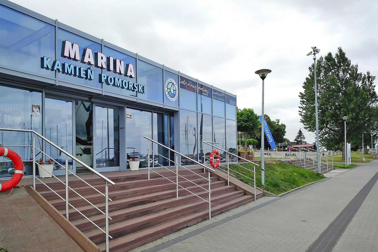 Exterior 2, Hausboat Kamien Pomorski, 20 m2, for 3 Persons on the Water, Kamień