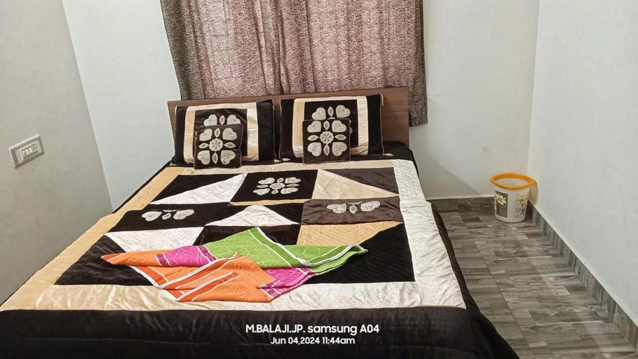 Bedroom 2, Mountain Crest Retreat, Vellore