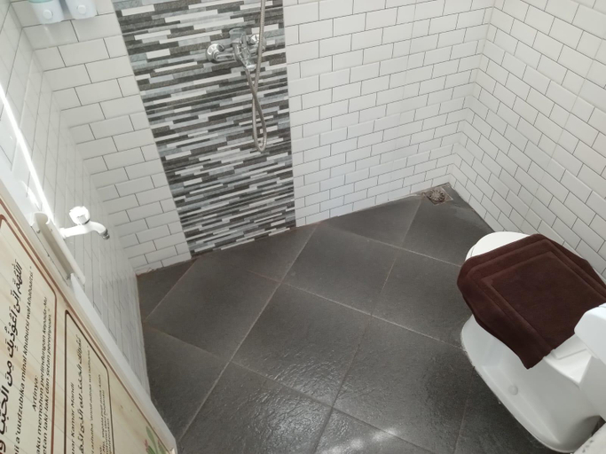 Bathroom 3