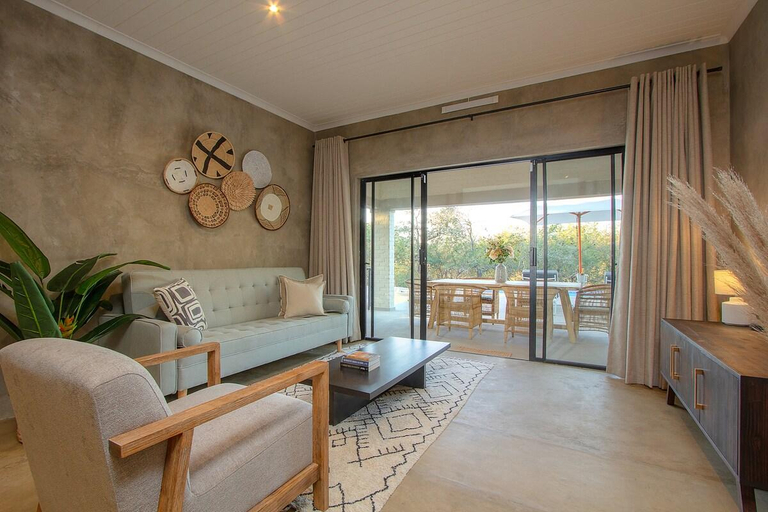 Others 5, MRLTH. Luxury Safari Villa, Ehlanzeni