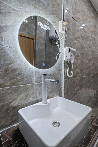 Bathroom 5, Chau Bao An homestay, Huế