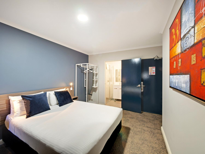 Bedroom 21