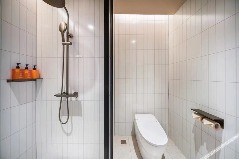 Bathroom 3, Orange Hotel Dandong Kuandian, Dandong